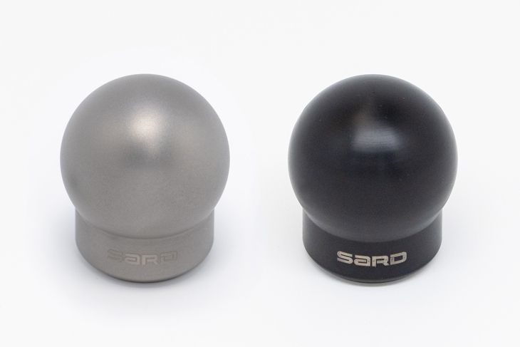 GT SHIFT KNOB / GT SHIFT KNOB TITANIUM